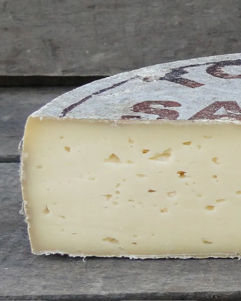 Henholdsvis Trække på lejr Tomme de Savoie-Käse g.g.A. von Ferme des 4 Saisons, Frankreich  |CrowdFarming: Frische Lebensmittel liefern lassen / Saisonale Lebensmittel  direkt zu dir nach Hause