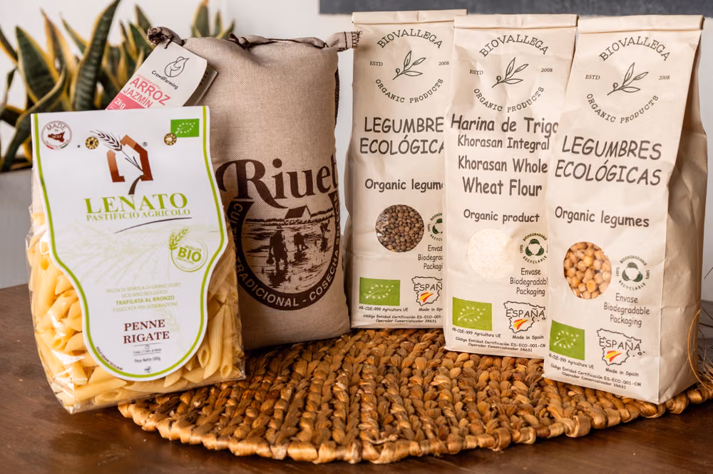 Organic Dried chickpeas & Flours mixed box in season from Europe ...